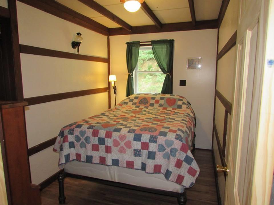 Blue Lodge Hesston Esterno foto